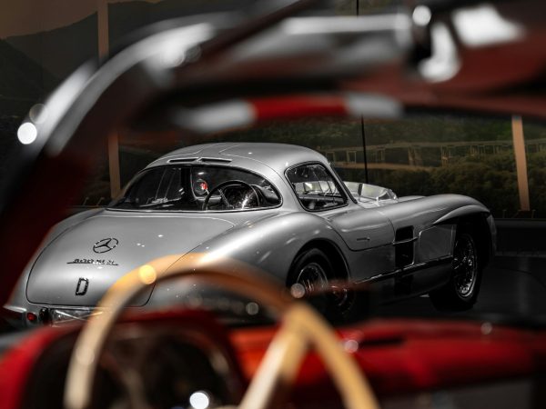 Mercedes-Benz 300 SL